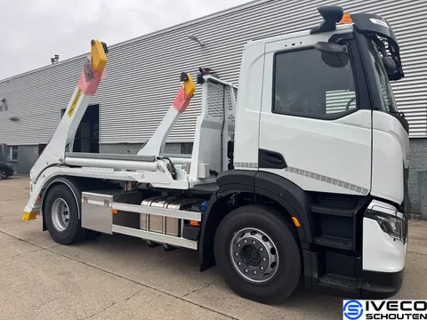 Iveco X-Way AD280X42FP